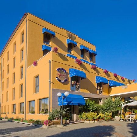 Campegine Valdenza Hotel מראה חיצוני תמונה