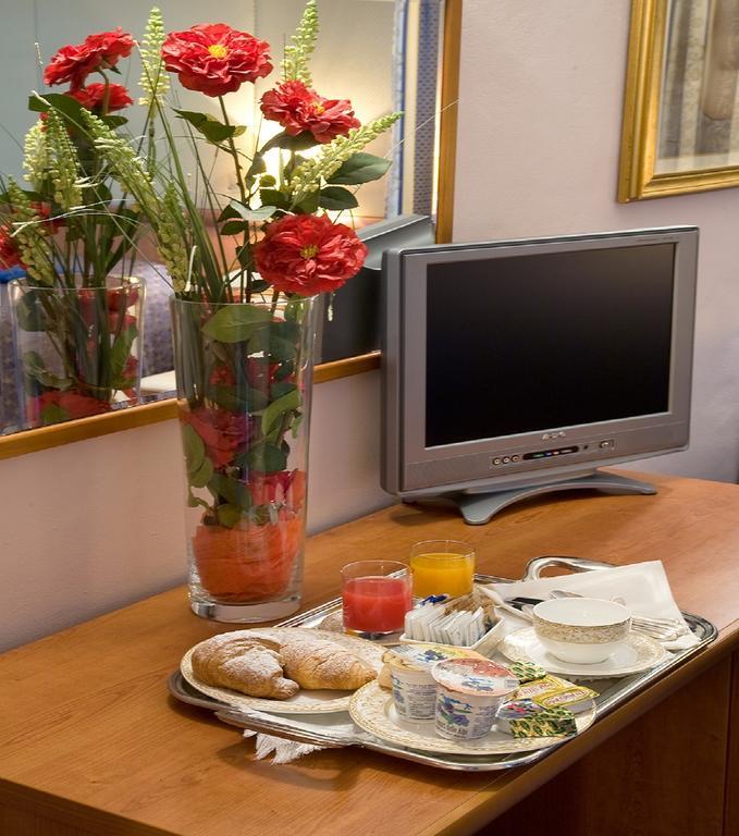 Campegine Valdenza Hotel מראה חיצוני תמונה